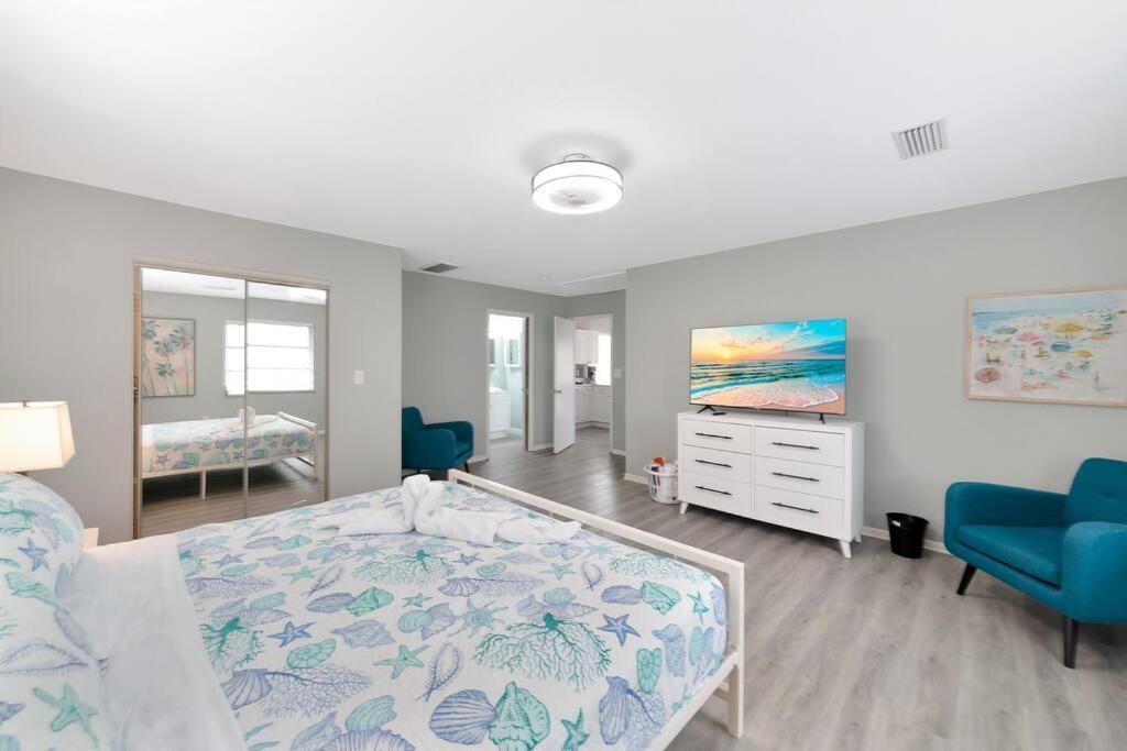 Walk To The Beach - Island Villa Siesta Key Eksteriør billede